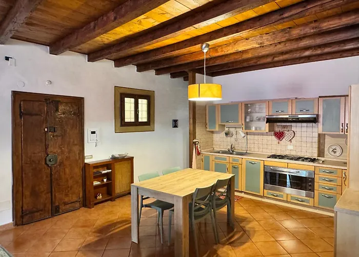 Casa Lalla - San Zeno Apartamento *